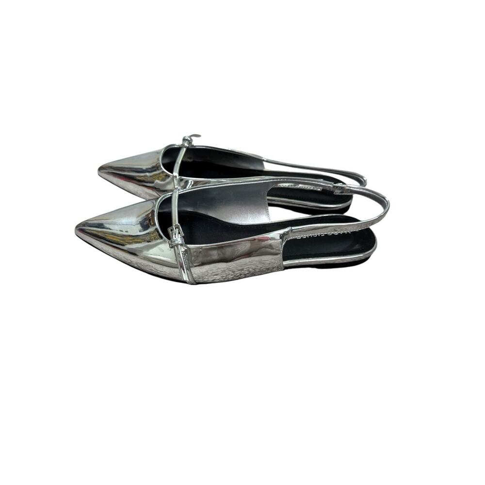 Marc Fisher Size 7.5 Metallic Silver Pointed Toe Mary Jane Slingback Ballet Flat